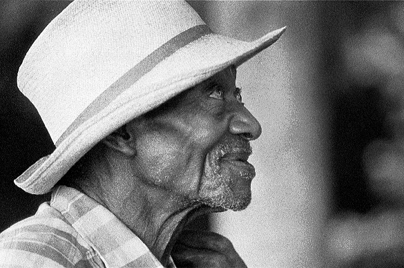 go to the next photo